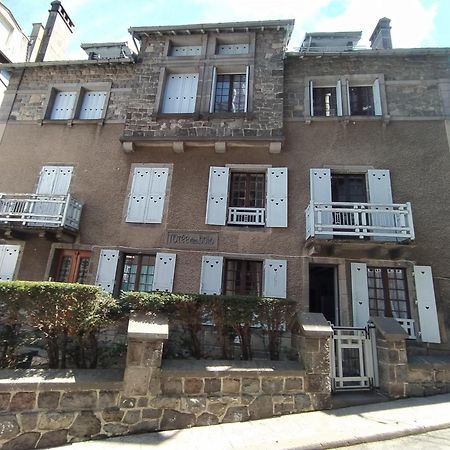 Villa L'Oree Du Bois เลอมงต์-ดอร์ ภายนอก รูปภาพ