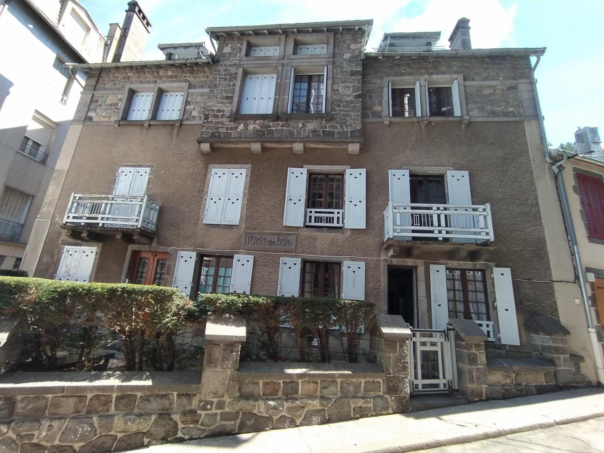 Villa L'Oree Du Bois เลอมงต์-ดอร์ ภายนอก รูปภาพ